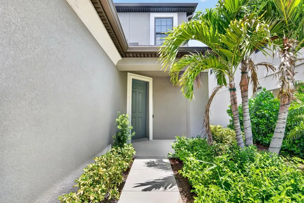 16443 Paynes Mill Drive Bradenton FL 34211