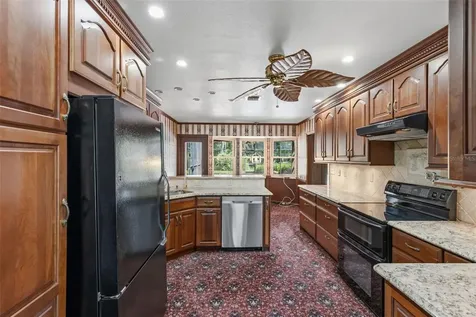 105 Pine Tree Lane Altamonte Springs FL 32714
