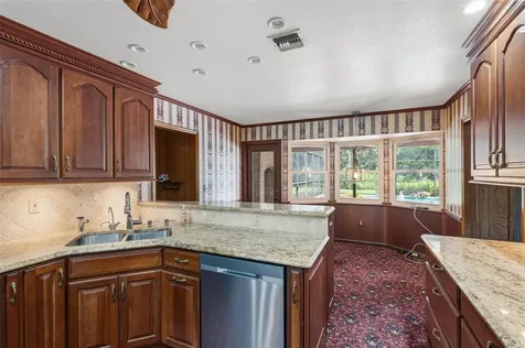 105 Pine Tree Lane Altamonte Springs FL 32714
