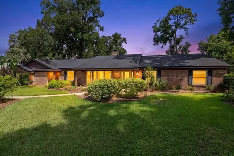 105 Pine Tree Lane Altamonte Springs FL 32714