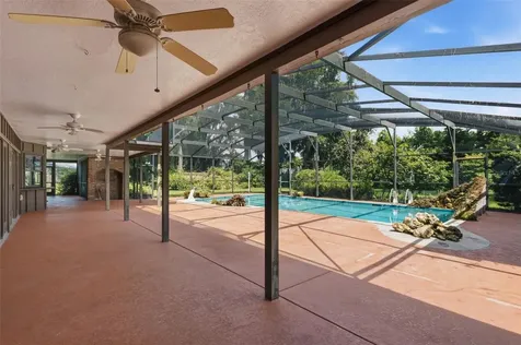 105 Pine Tree Lane Altamonte Springs FL 32714