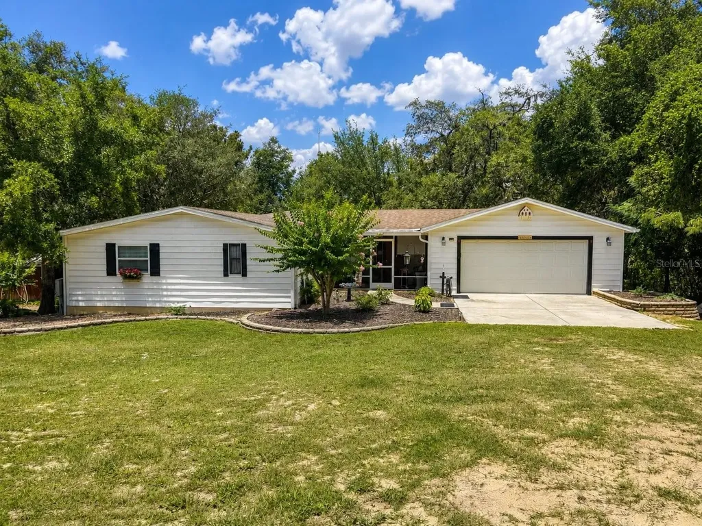 16363 SE 5th Street Silver Springs FL 34488