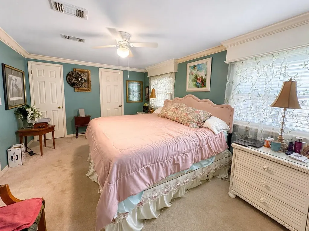 16363 SE 5th Street Silver Springs FL 34488