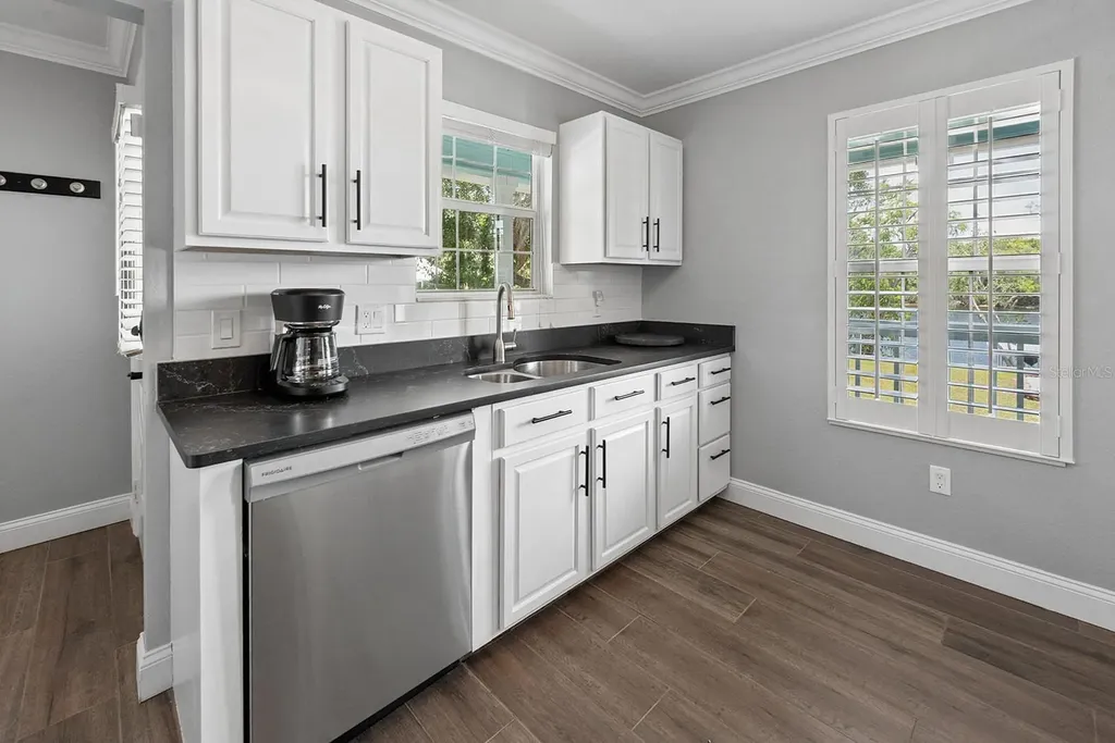 8213 Riverview Road Fanning Springs FL 32693