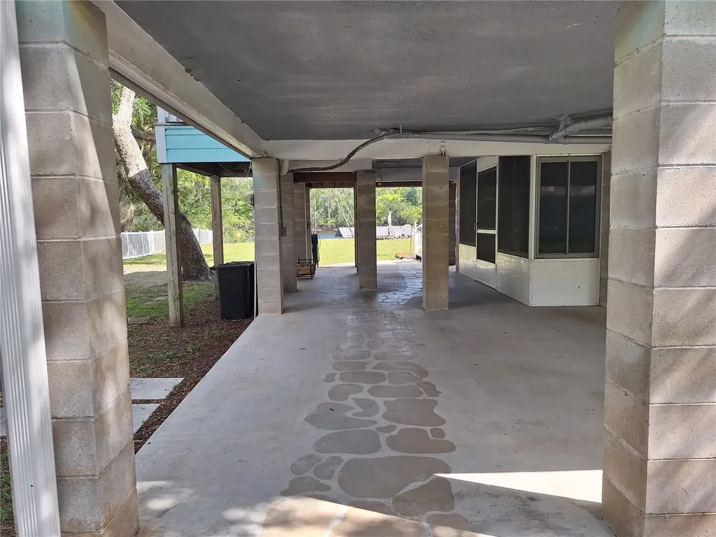 8213 Riverview Road Fanning Springs FL 32693