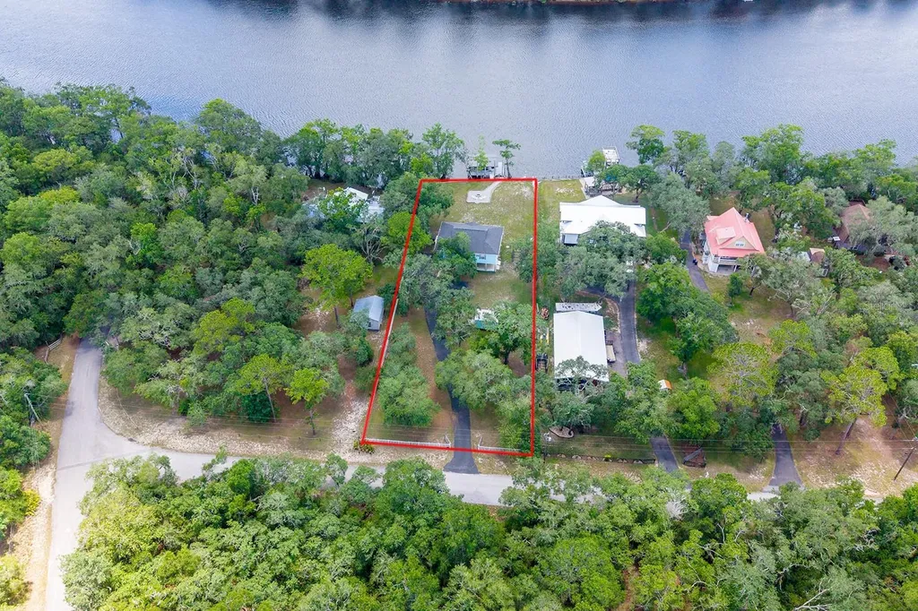8213 Riverview Road Fanning Springs FL 32693