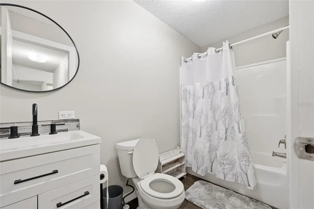 45861 Raccoon Street Paisley FL 32767
