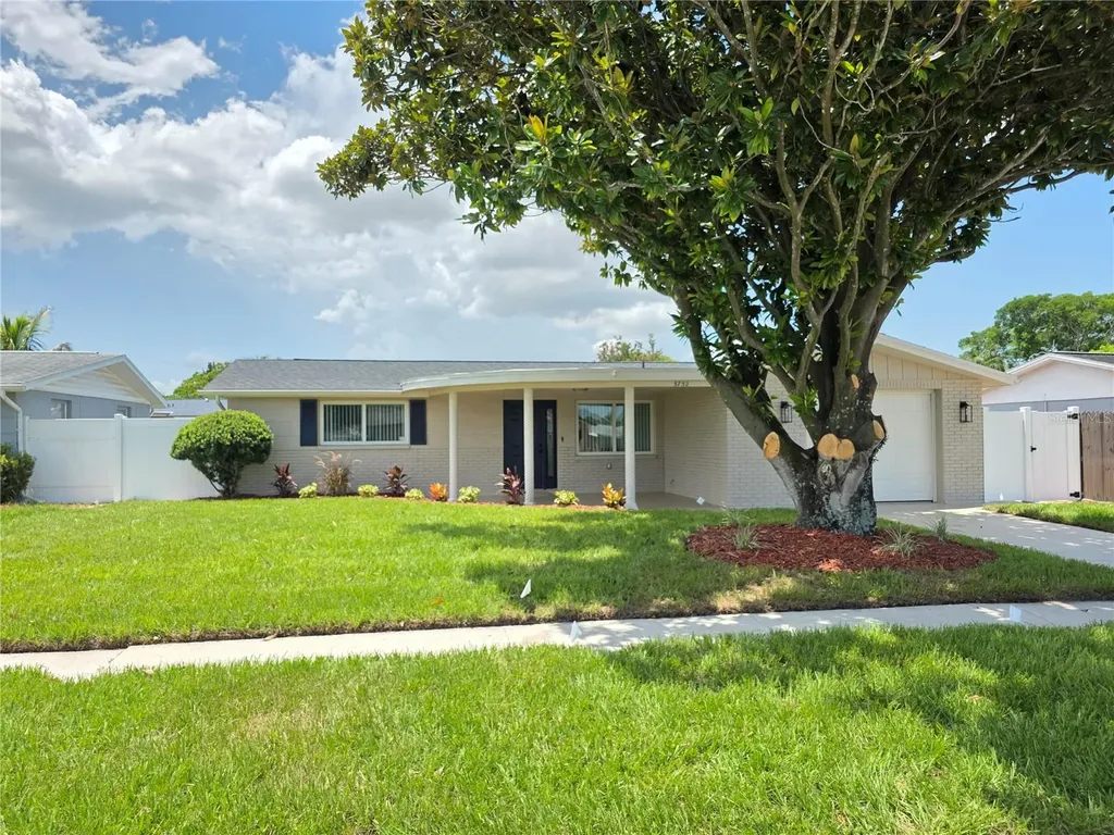 5752 Lanate Avenue New Port Richey FL 34652