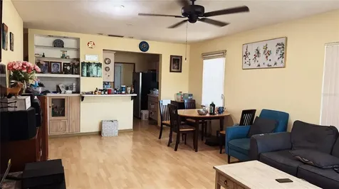 2515 W Powhatan Avenue Tampa FL 33614