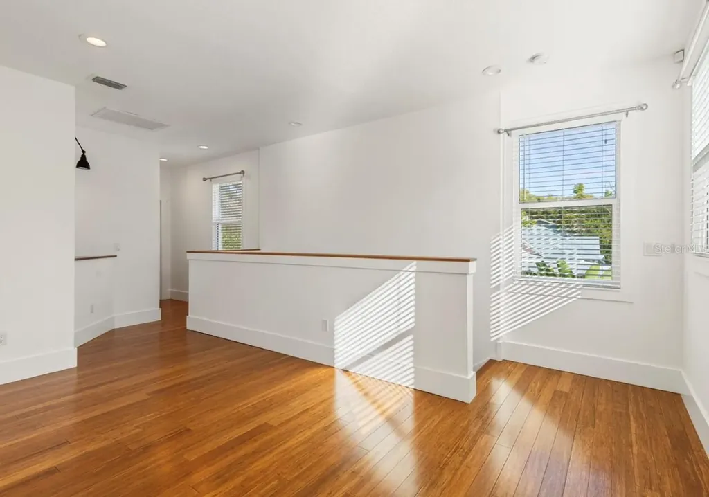 214 E Floribraska Avenue Tampa FL 33603