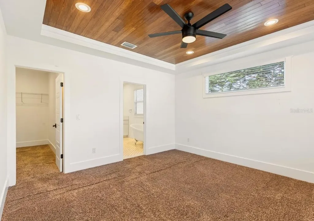 214 E Floribraska Avenue Tampa FL 33603