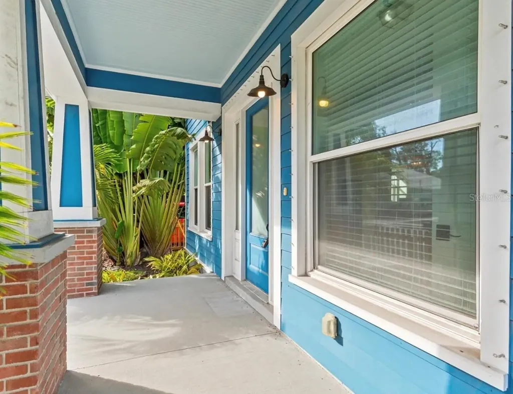 214 E Floribraska Avenue Tampa FL 33603
