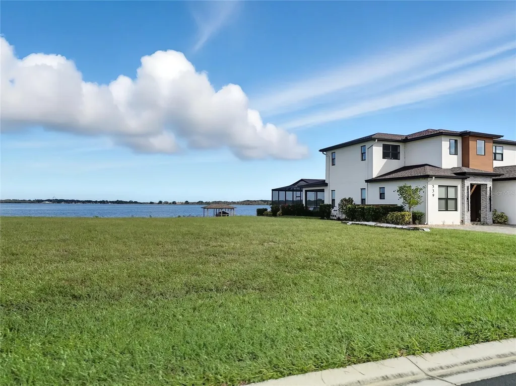 535 Adams View Lane Auburndale FL 33823
