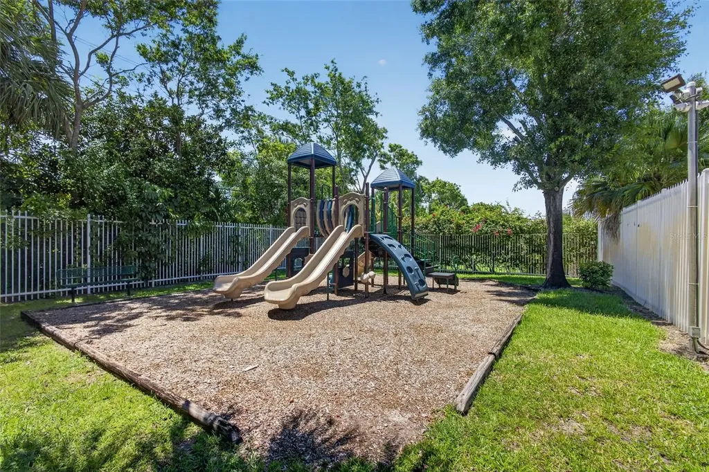 946 Summit Lake Drive West Palm Beach FL 33406