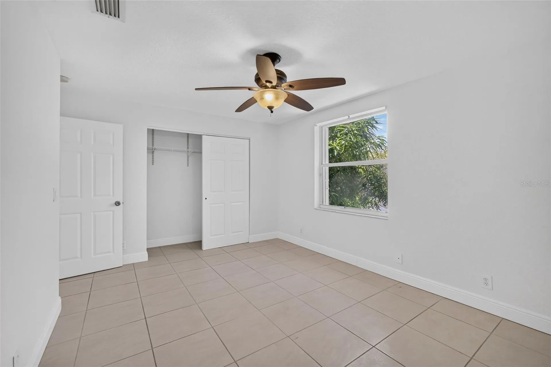 946 Summit Lake Drive West Palm Beach FL 33406