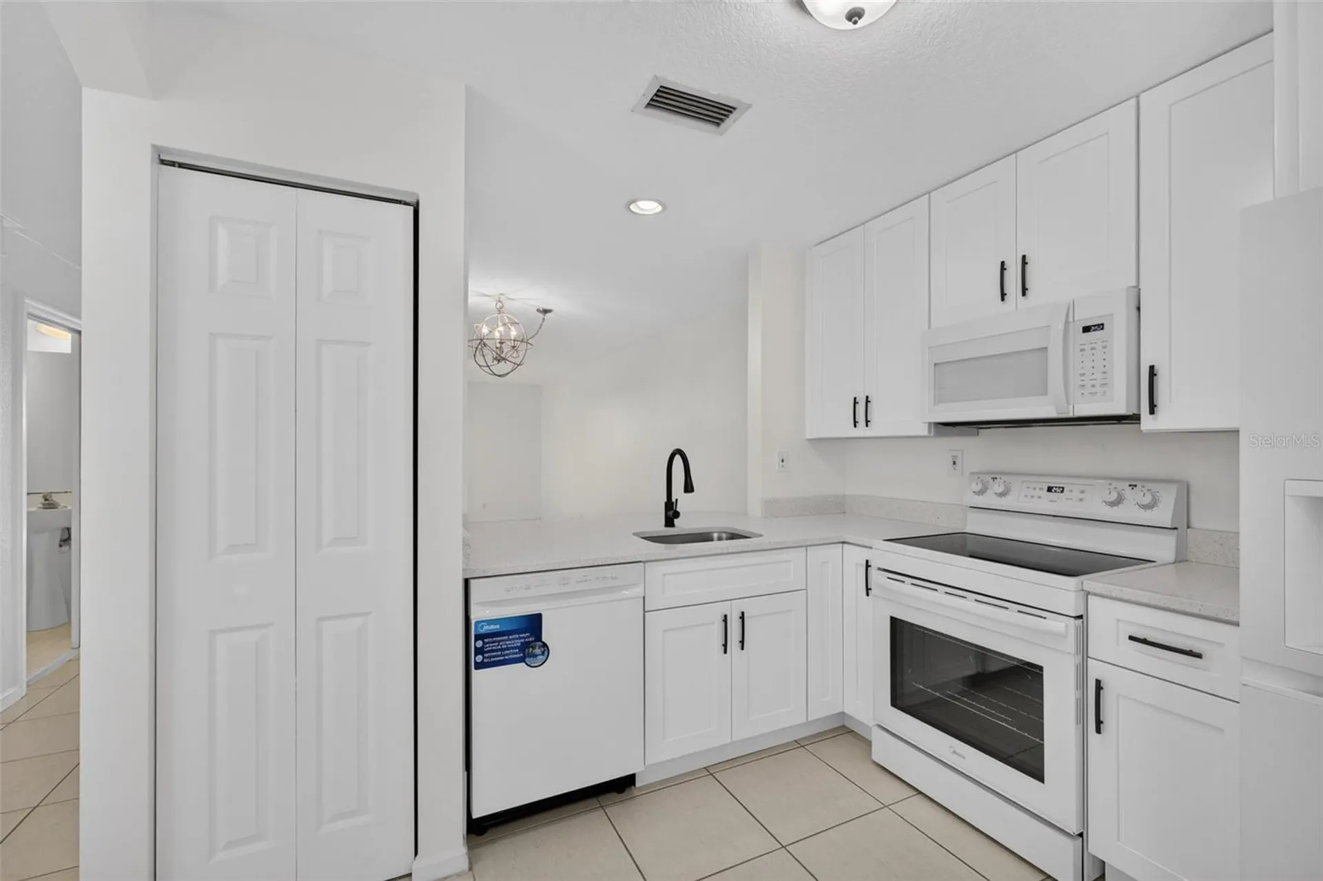 946 Summit Lake Drive West Palm Beach FL 33406