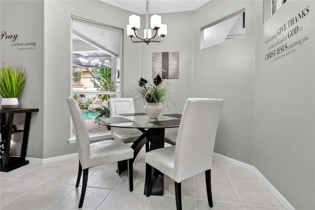 2006 Avenel Street Orlando FL 32828