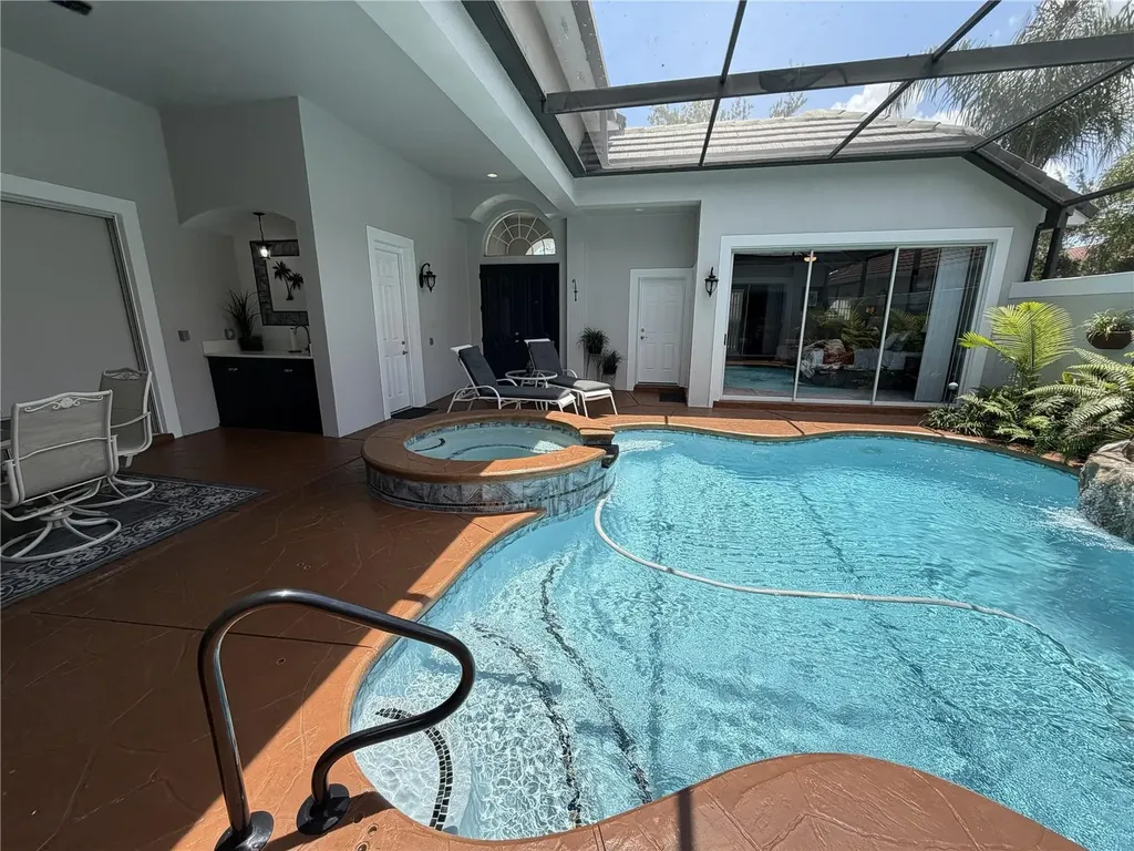 2006 Avenel Street Orlando FL 32828