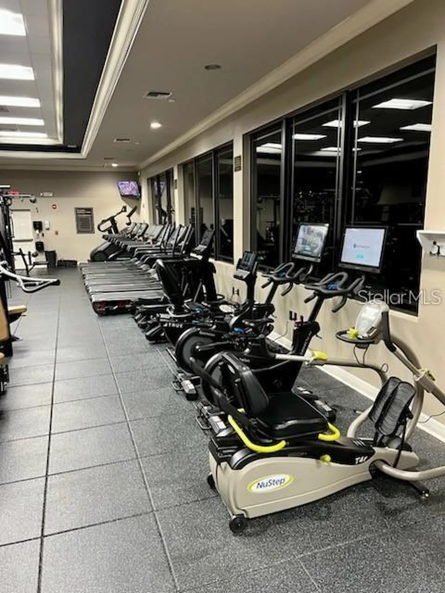 2006 Avenel Street Orlando FL 32828
