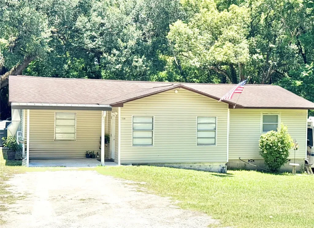 7338 23rd Street Zephyrhills FL 33540