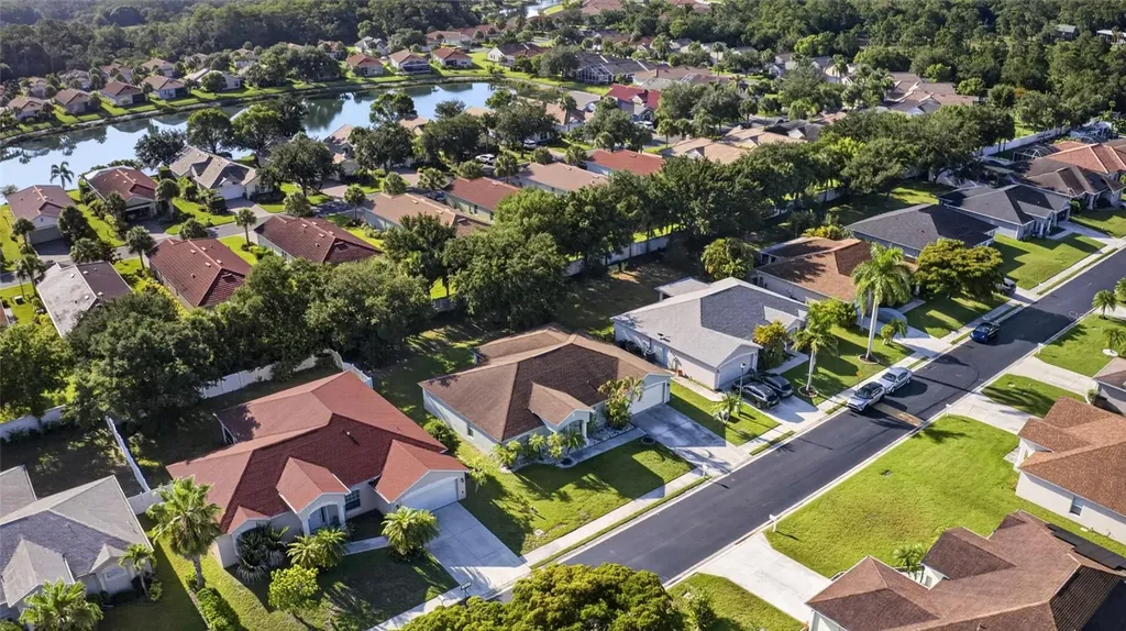 2502 Nature Pointe Loop Fort Myers FL 33905