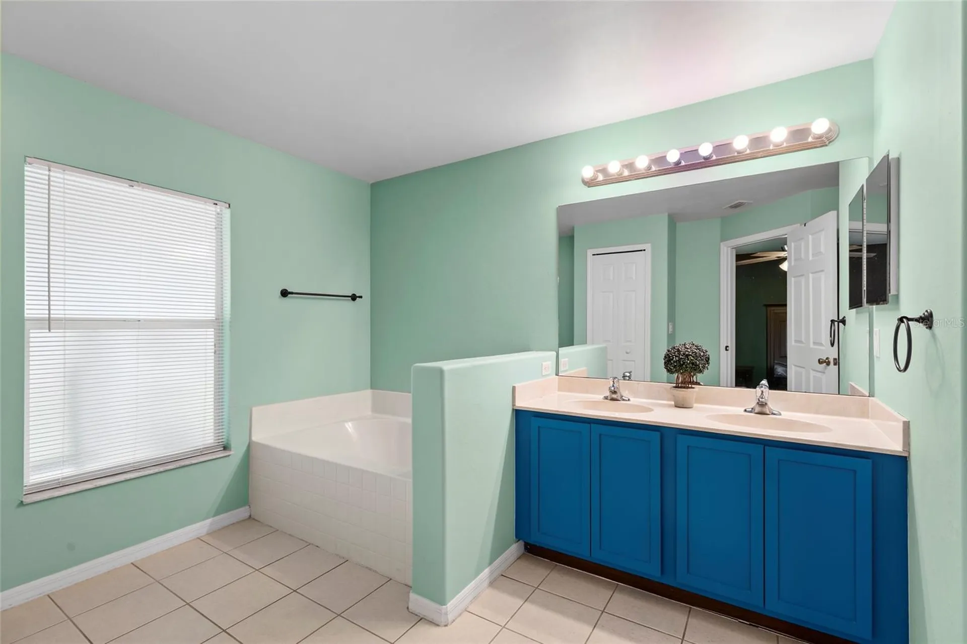 2502 Nature Pointe Loop Fort Myers FL 33905