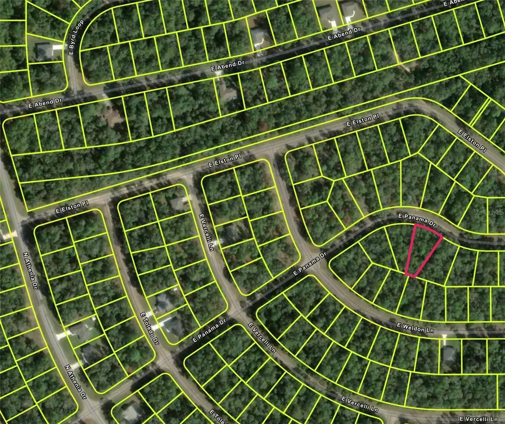 818 E Panama Drive Dunnellon FL 34434