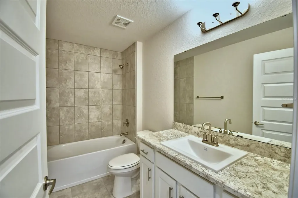4608 Calamint Lane Auburndale FL 33823