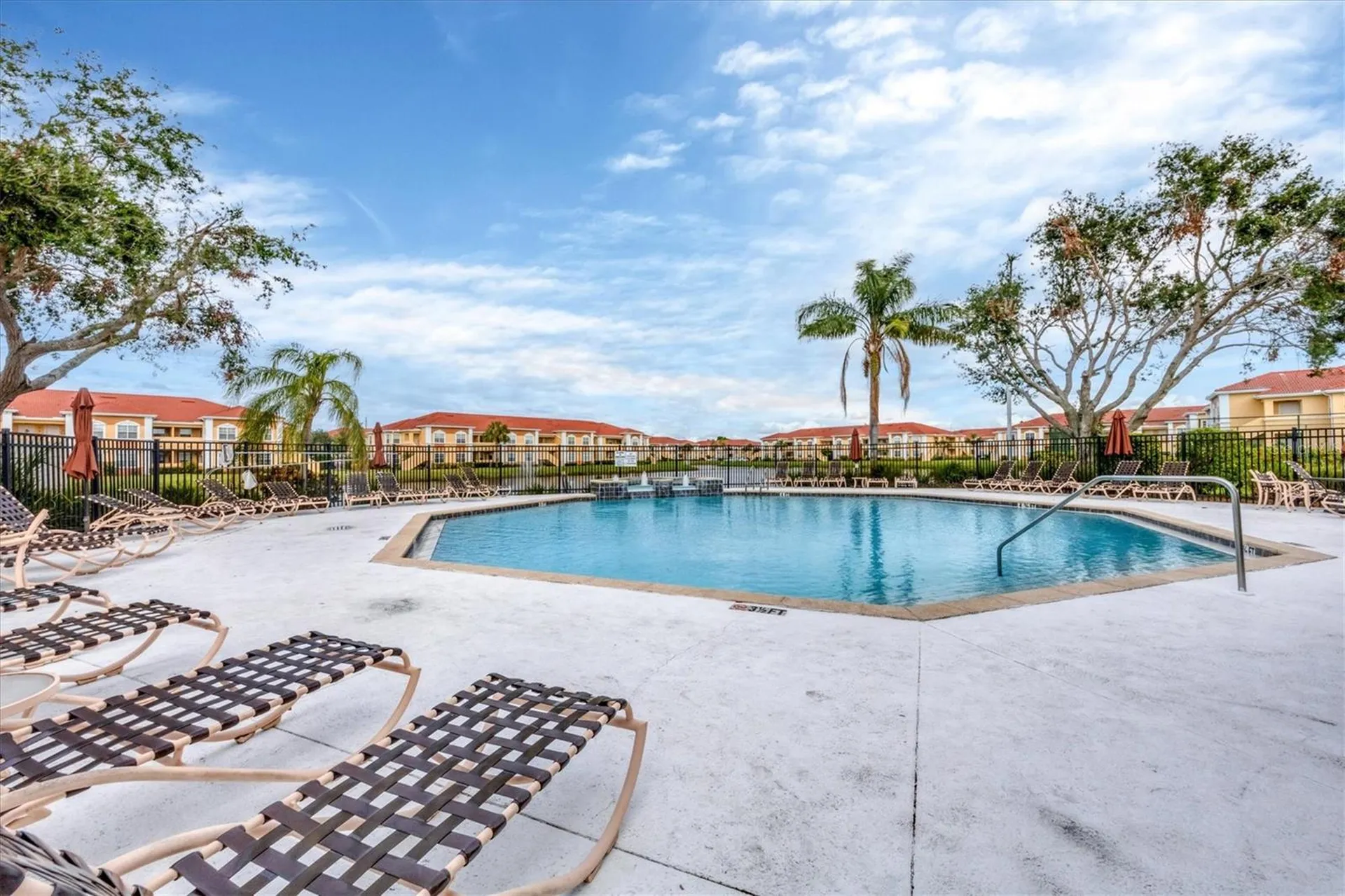 1015 Villagio Circle Sarasota FL 34237