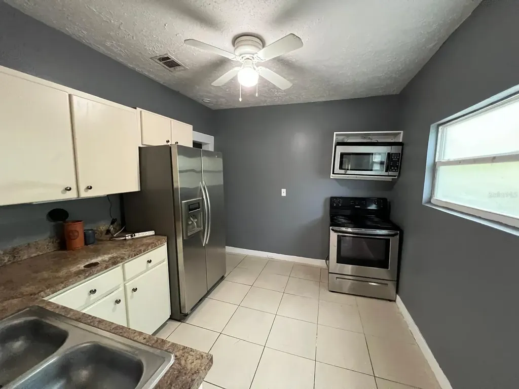 1708 E Nome Street Tampa FL 33604