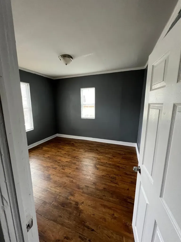 1708 E Nome Street Tampa FL 33604