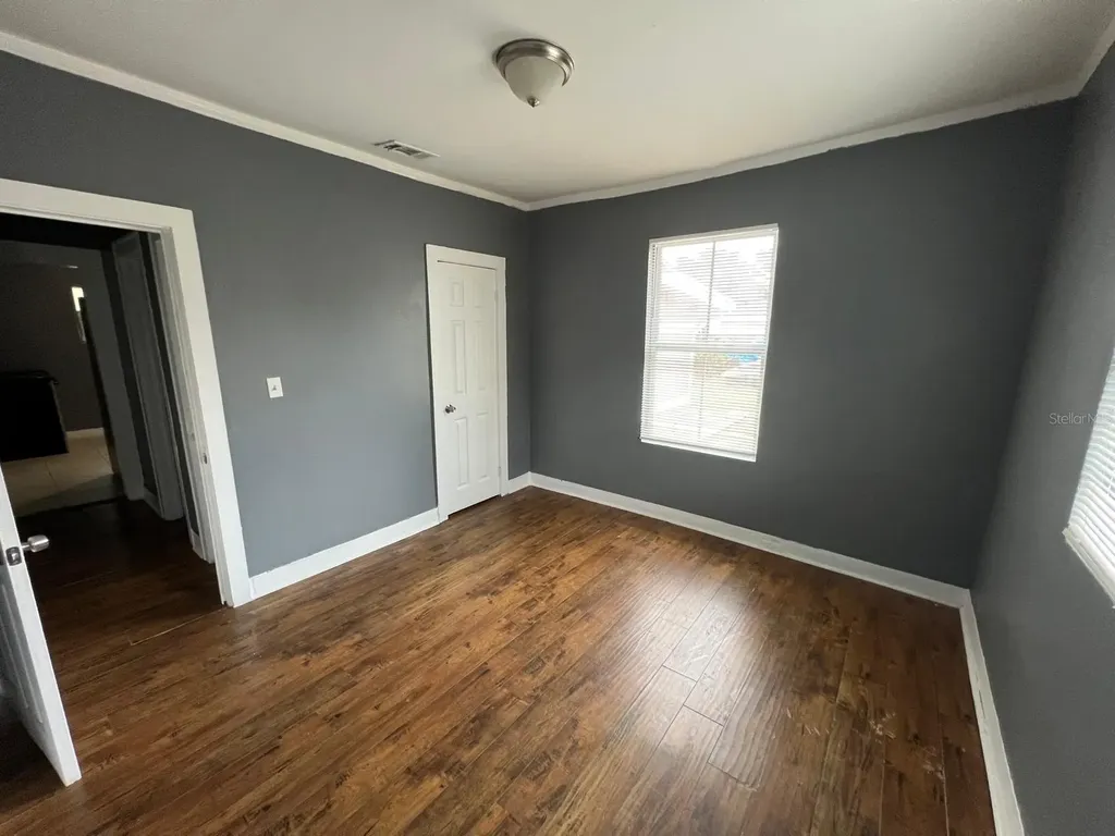 1708 E Nome Street Tampa FL 33604