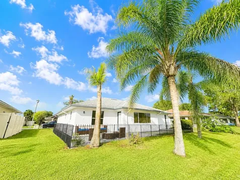 223 NE Golf Club Drive New Smyrna Beach FL 32168