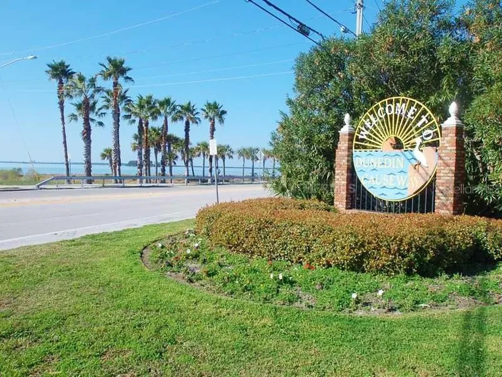 9 Forbes Place Dunedin FL 34698