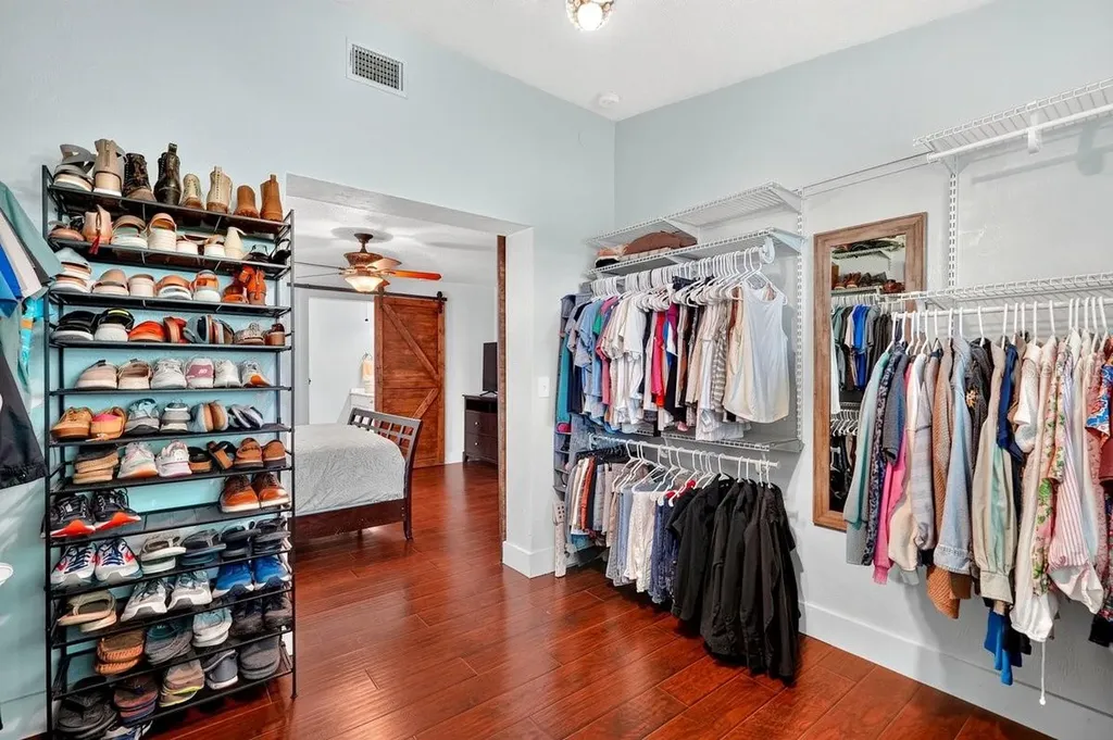 2334 Citrus Avenue South Daytona FL 32119