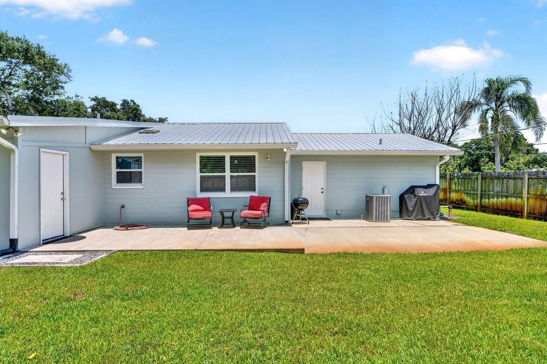 2334 Citrus Avenue South Daytona FL 32119