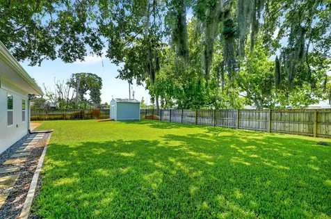 2334 Citrus Avenue South Daytona FL 32119