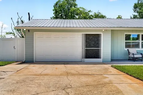 2334 Citrus Avenue South Daytona FL 32119