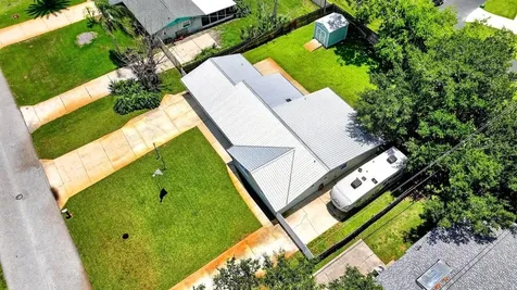 2334 Citrus Avenue South Daytona FL 32119