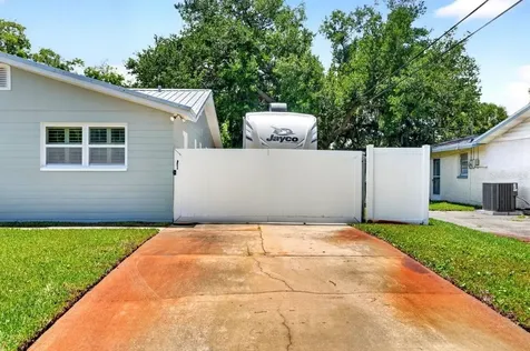 2334 Citrus Avenue South Daytona FL 32119