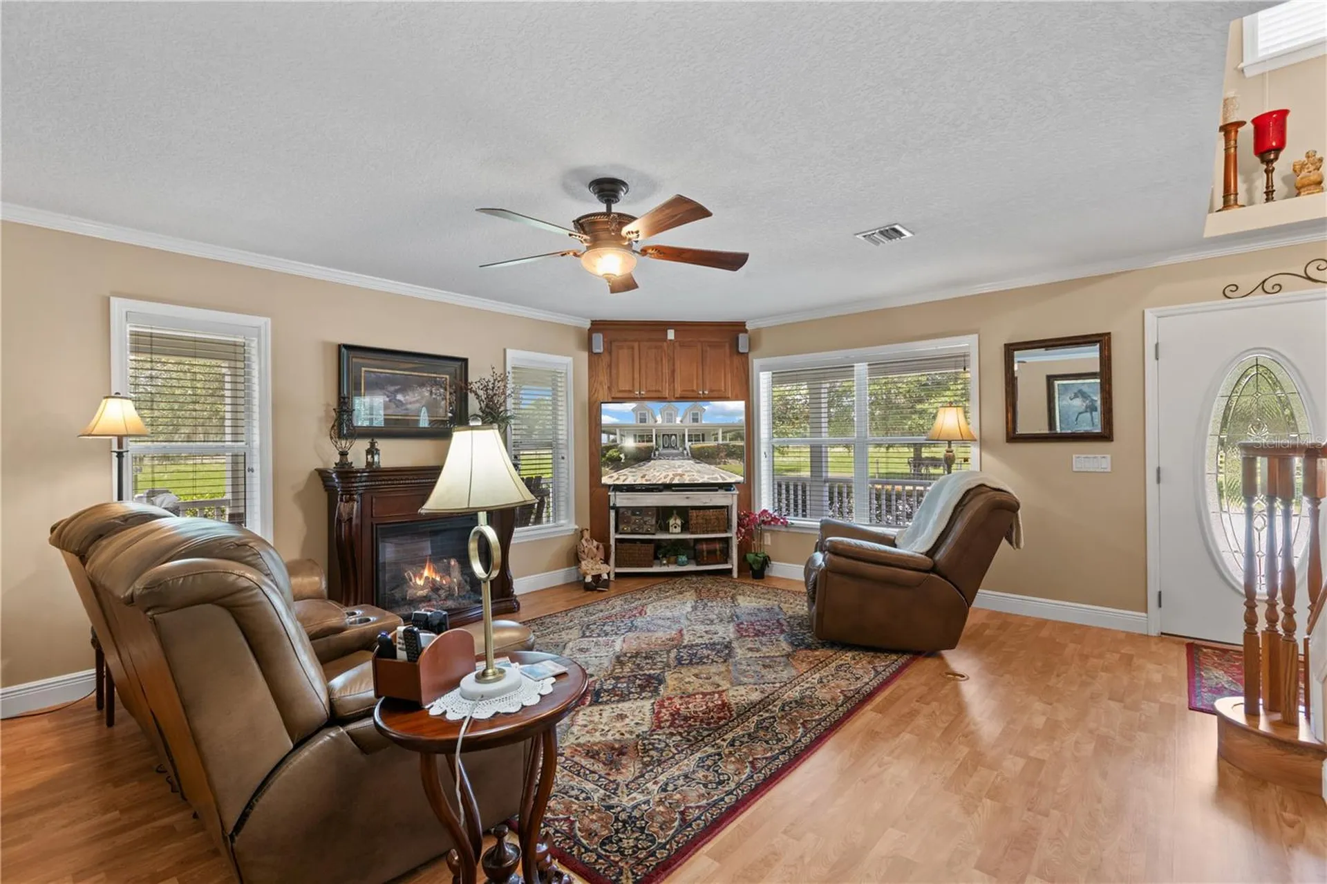 9897 NW 160 Avenue Morriston FL 32668