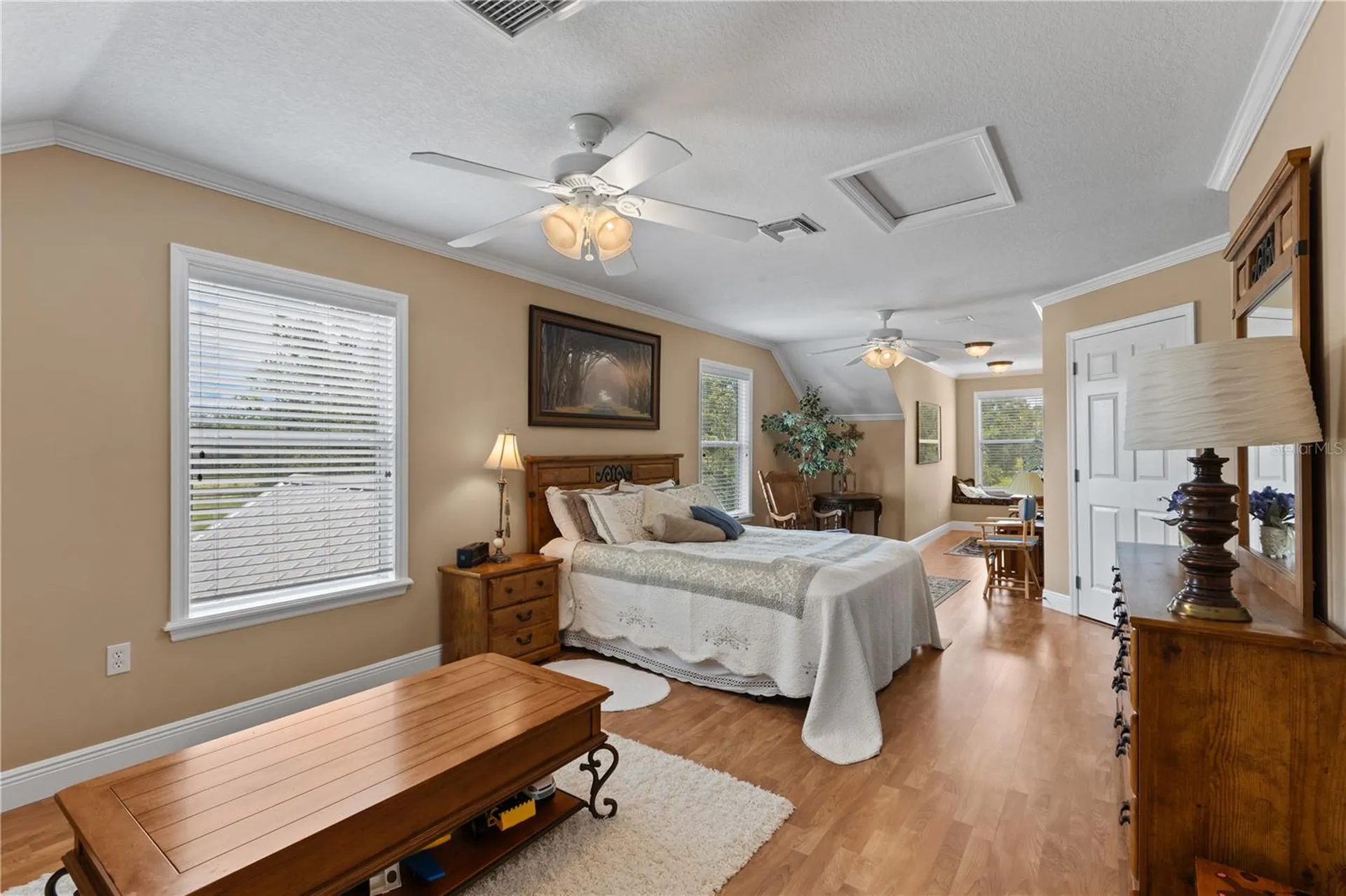 9897 NW 160 Avenue Morriston FL 32668
