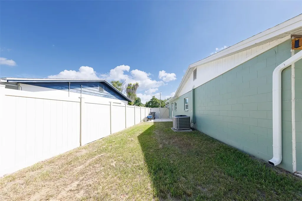 4228 Briarberry Lane Tampa FL 33624