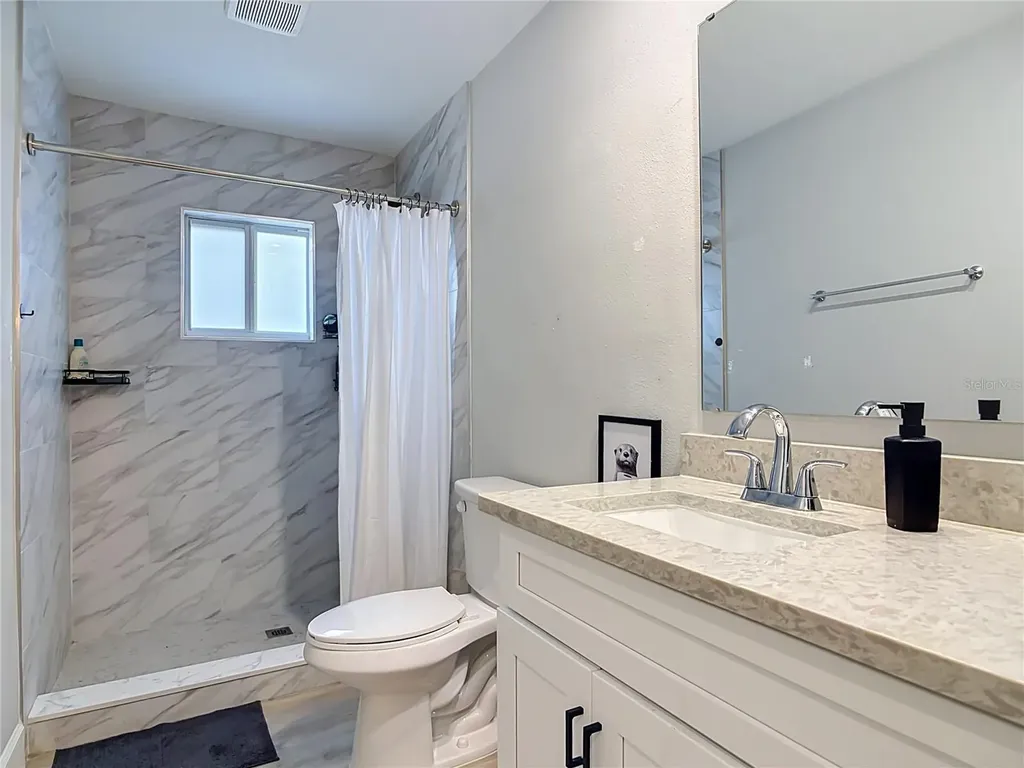 8676 Hillside Drive Orlando FL 32810