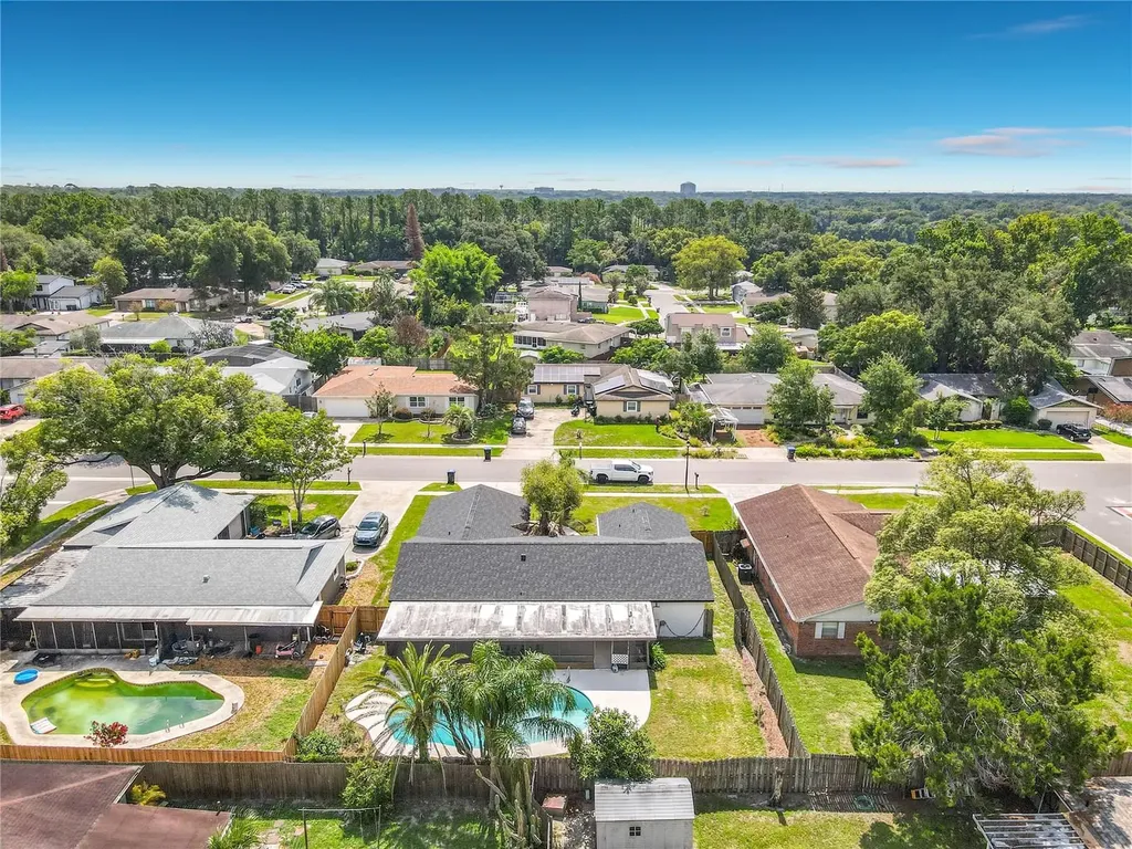 8676 Hillside Drive Orlando FL 32810