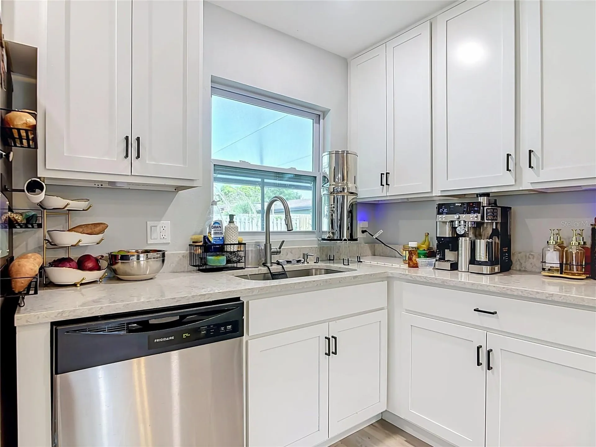 8676 Hillside Drive Orlando FL 32810