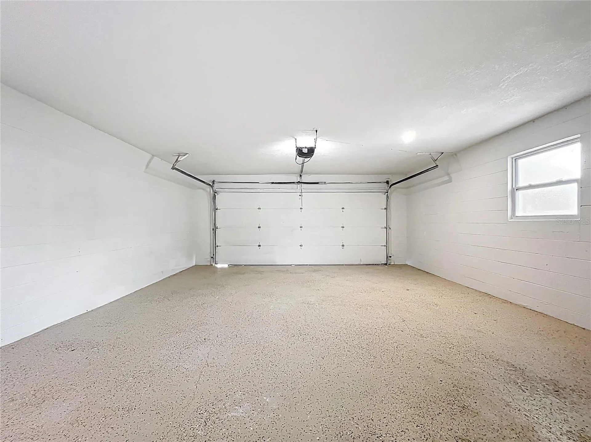 8676 Hillside Drive Orlando FL 32810