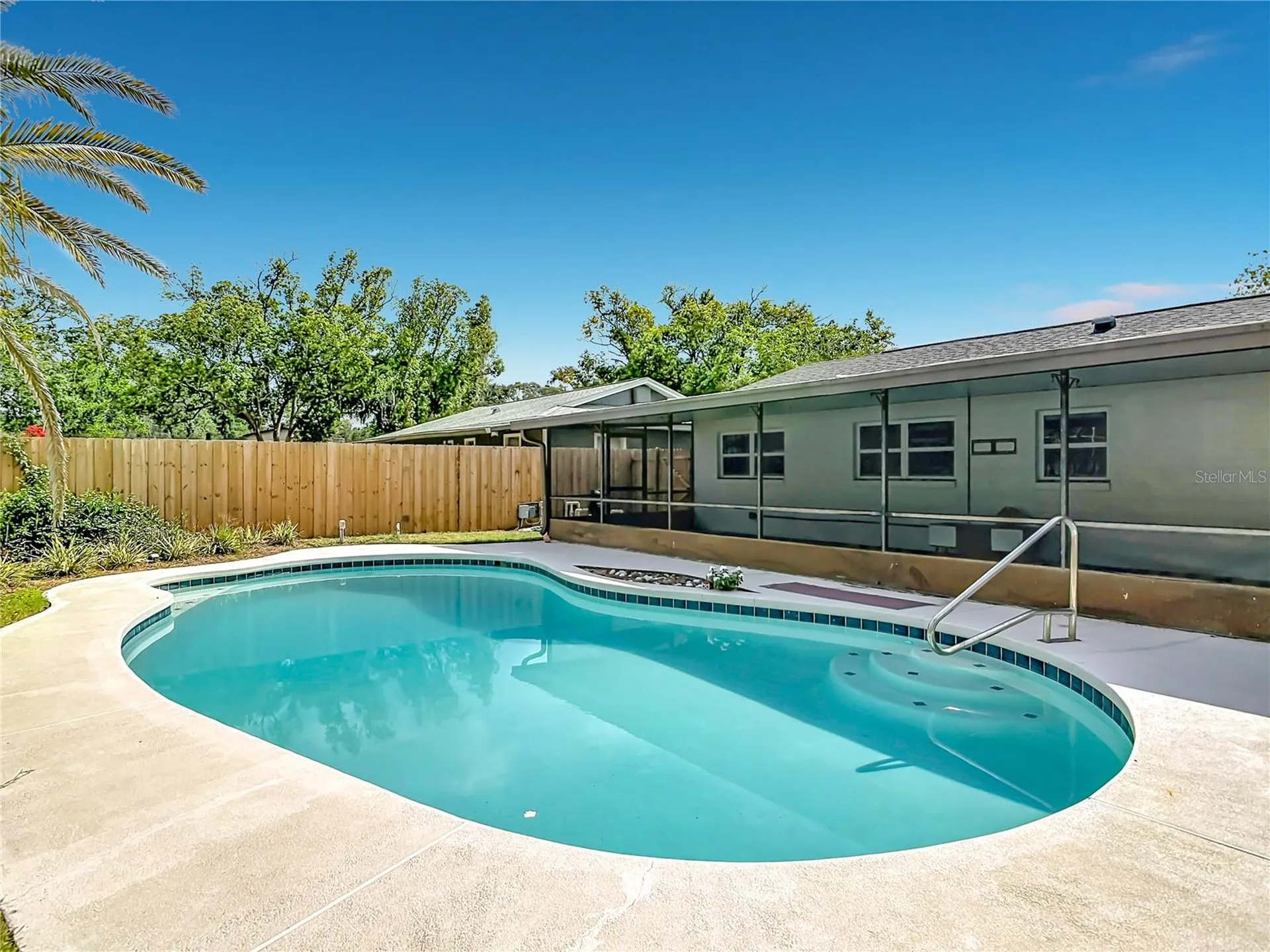 8676 Hillside Drive Orlando FL 32810