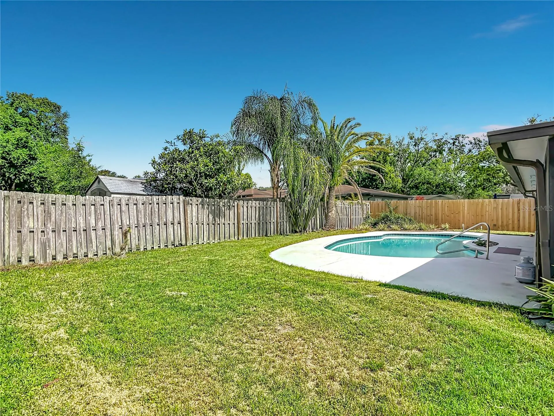 8676 Hillside Drive Orlando FL 32810
