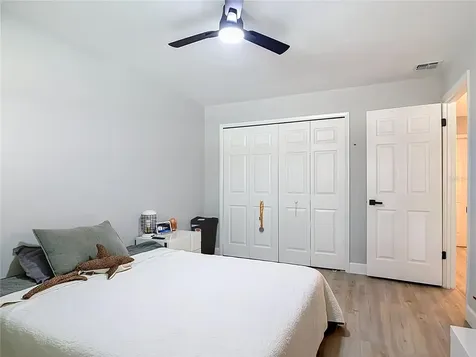 8676 Hillside Drive Orlando FL 32810